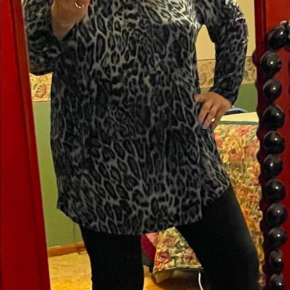 Women’s leopard look jeweled tunic top